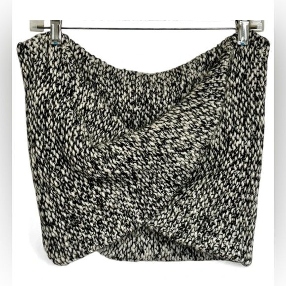 β₯ππ’ππ§: Womenβs Speckled Knit Chunky Cowl Neck Scarf - One Size - Picture 1 of 4
